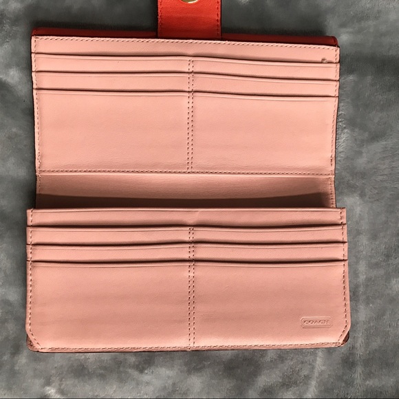 Authentic Coach Wallet - Picture 3 of 4